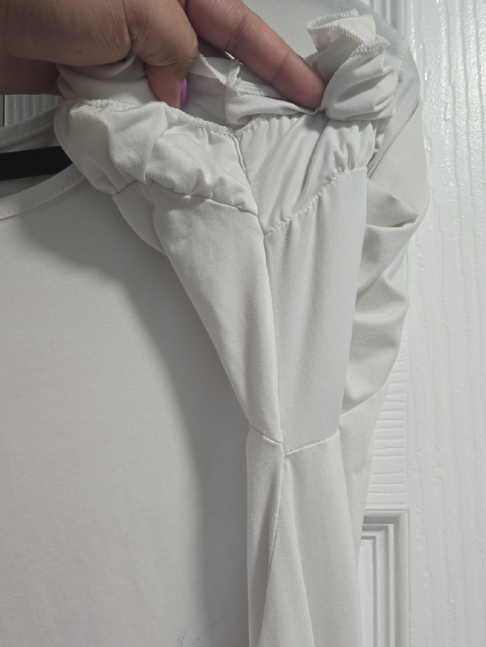 Women’s White Ruffle Sleeve High-Low Top - Picture 6 of 11